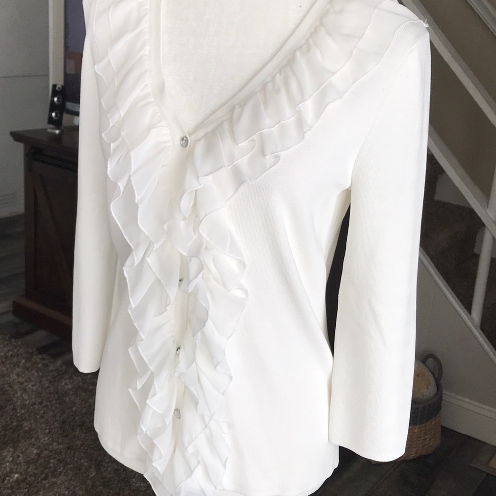 White button down quarter sleeve blouse - Picture 7 of 10